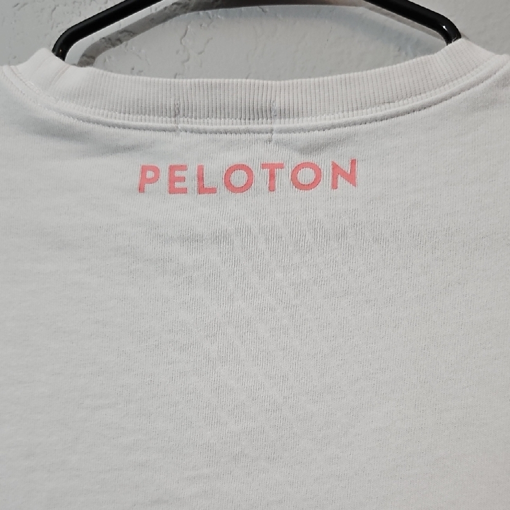 Peloton Classic White Sweatshirt W/Peach Sleeves Womens Medium - Picture 6 of 7